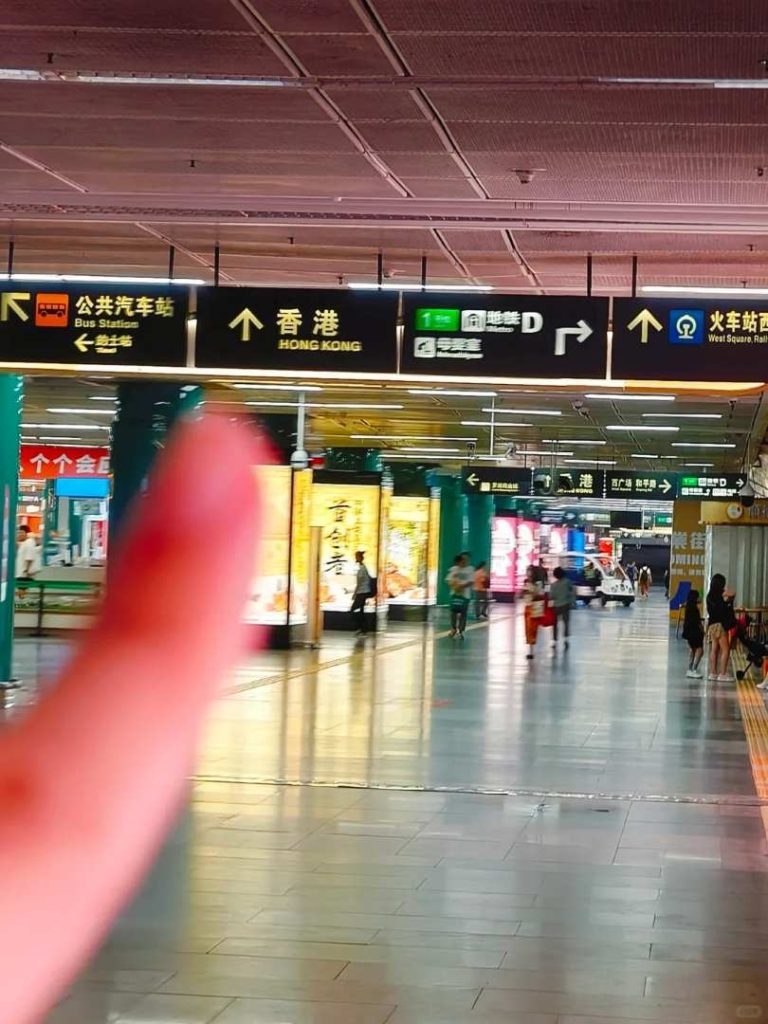 深圳⇄香港通關全攻略：咪再信網上啲舊資料，最新實測話你知！